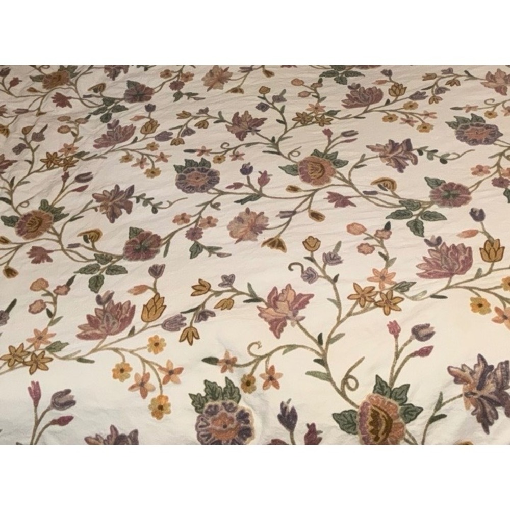 King Boho Crewel Embroidered Floral Quilt Anthropologie Style Cottagecore - Picture 2 of 5